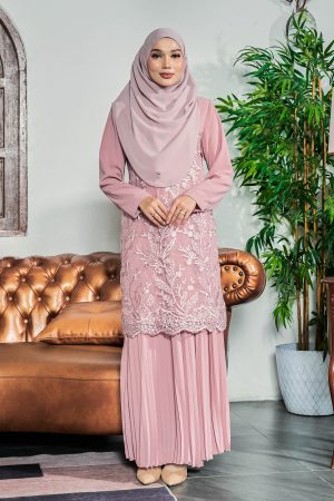 Baju Kurung Lace Pleated Aryana - Candy Pink