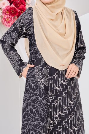 Baju Kurung Moden Batik Puteri Lea Laluna X MCC - Black Ebony