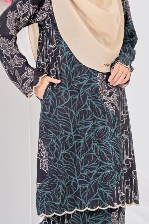 Baju Kurung Moden Batik Puteri Lea Laluna X MCC - Black Seaweed