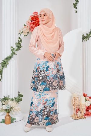 Baju Kurung Pahang Batik Sultanah 3.0 - Bayu Cream Latte