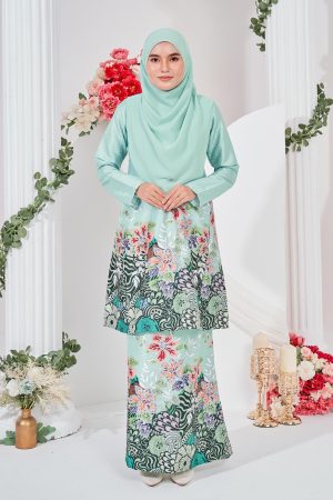 Baju Kurung Pahang Batik Sultanah 3.0 - Bayu Icy Mint