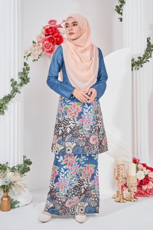 Baju Kurung Pahang Batik Sultanah 3.0 - Bayu Seal Blue