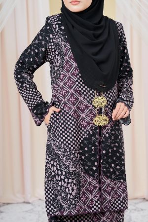 Baju Kurung Sulam Batik Adria - Brunette Black