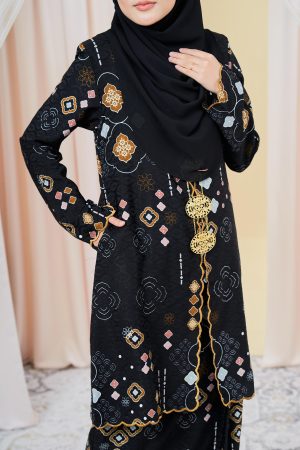 Baju Kebarung Sulam Batik Amaya - Wonder Black