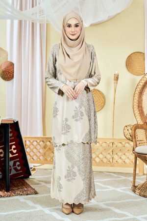 Baju Kurung Moden Batik Sulam Sulam Sultanah 9.0 - Azalea Dairy Cream