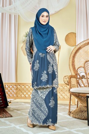 Baju Kurung Moden Batik Sulam Sulam Sultanah 9.0 - Azalea French Blue