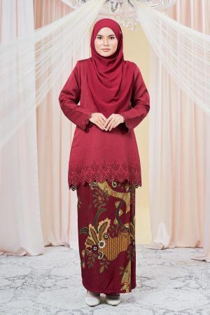 Baju Kurung Batik Lasercut Hanifa - Maroon