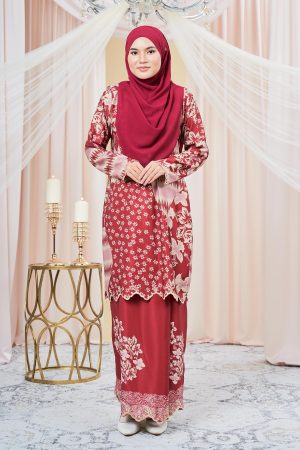 Baju Kurung Moden Batik Puteri Maya Laluna X MCC - Silk Maroon