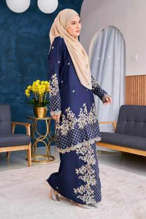 Baju Kurung Sulam Songket Tun Lestari - Kuntum Navy Blue