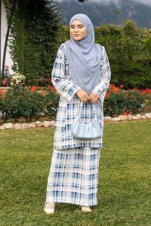 Baju Kurung Pahang Lysandra Laluna X MCC - Denim Blue