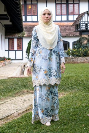 Baju Kurung Sulam Diamante Aurelia - Freesia Lightblue