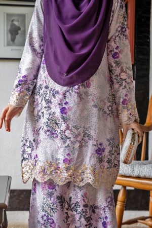 Baju Kurung Sulam Diamante Aurelia - Freesia Purple