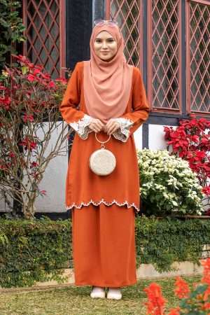 Baju Kurung Sulam Lace Ember - Brick Orange