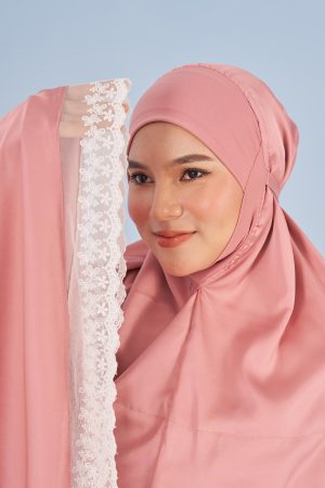 Telekung Satin Sofi Noureen x MCC Lifestyle – Dusty Pink