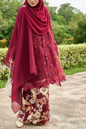 Baju Kebarung Lace Batik Akasia - Queen Maroon