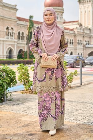 Baju Kurung Riau Batik Lasercut Haiza – Moss Army