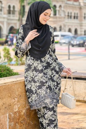 Baju Kurung Sulam Aylin – Salvia Black