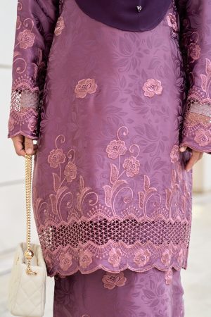 Baju Kurung Sulam Jacquard Akira - Daisy Purple