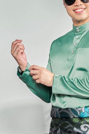 Baju Melayu Tailored Fit Hombre X MCC - Milky Green