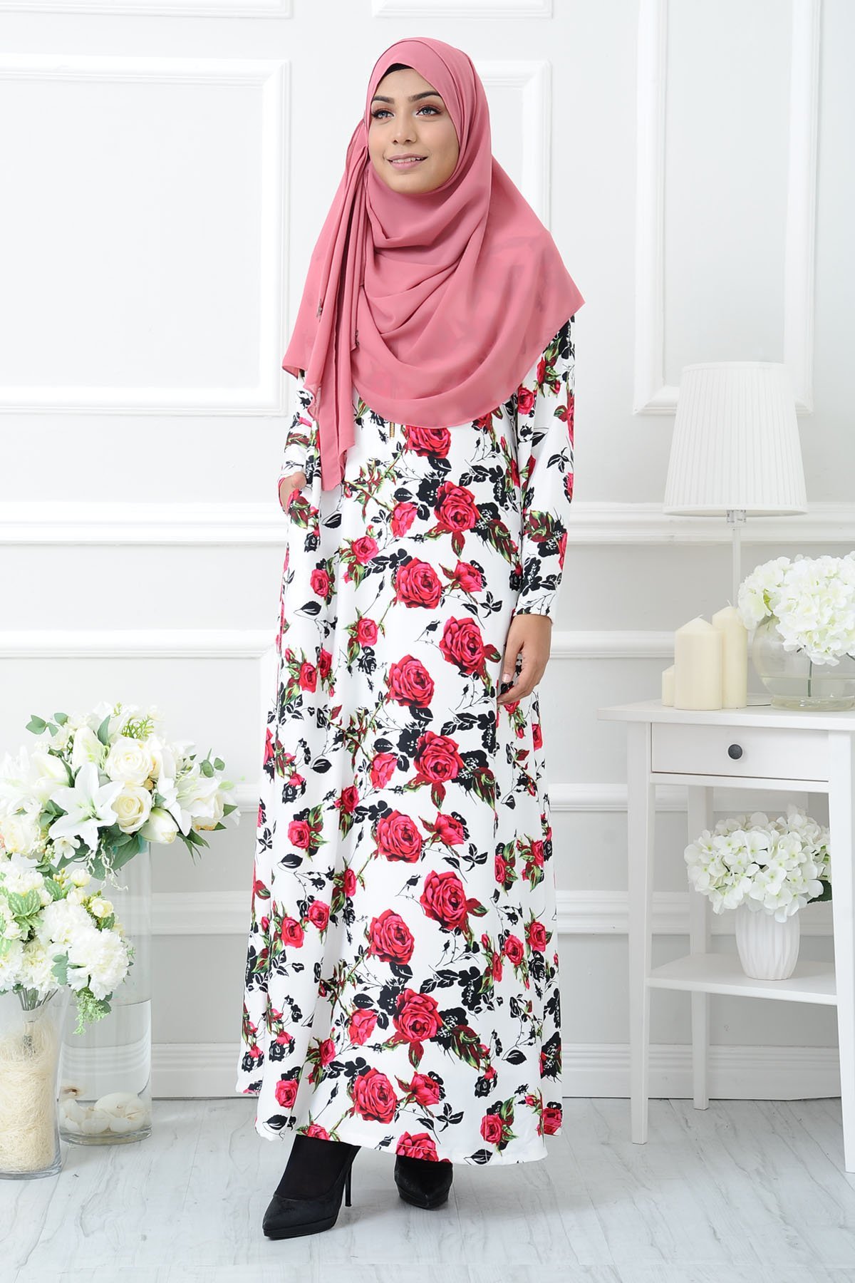 Abaya Ranaa Royal Satin – Blossom White – MuslimahClothing.Com