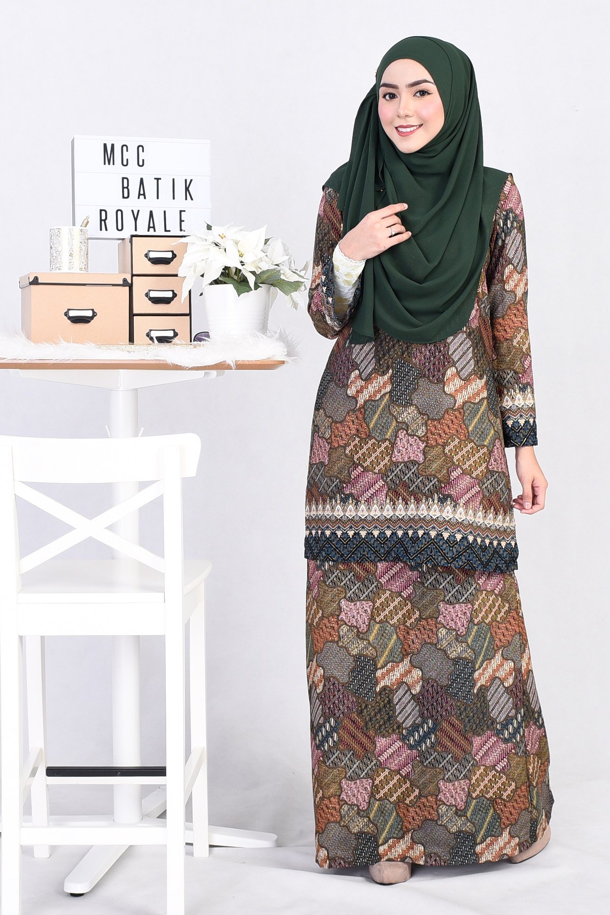 30 Trend Terbaru  Design  Baju  Batik Jawa Kelly Lilmer