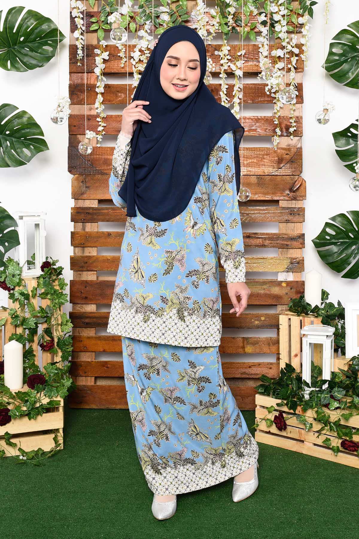  Baju  Kurung  Batik Naida Sky Blue  MuslimahClothing Com